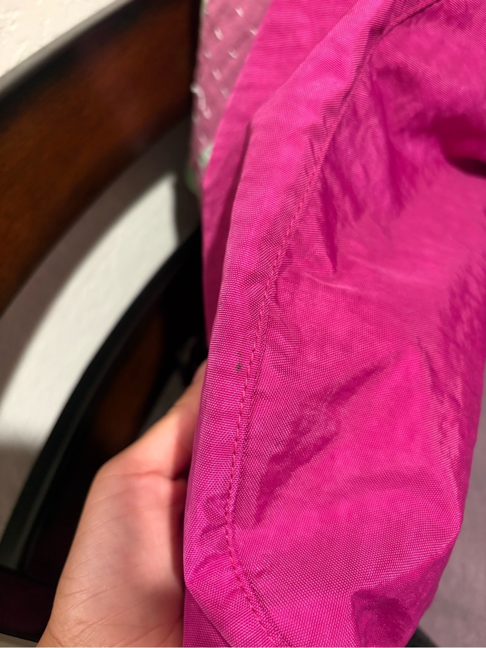 Baggu Medium Crescent in Deep Fuchsia - Picture 2 of 7